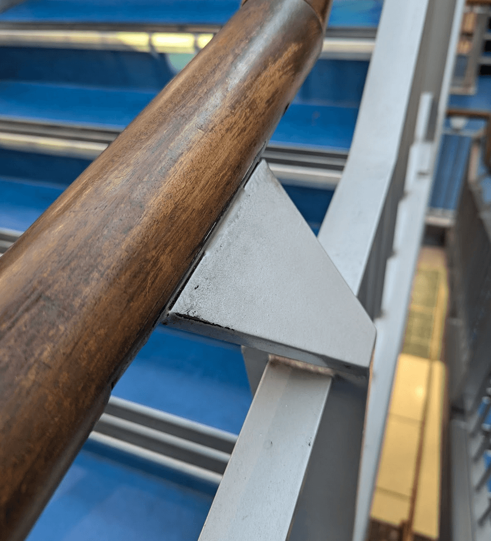 Friendly handrail support