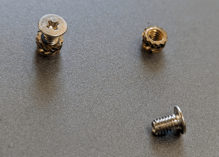 Crappy laptop screws